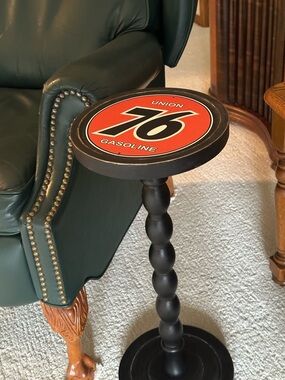 Union 76 Gasoline Round Accent Table - Red & Black Top